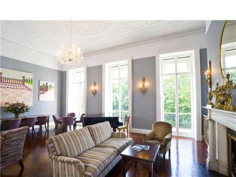 Townhouse On The Green ดับลิน ภายนอก รูปภาพ